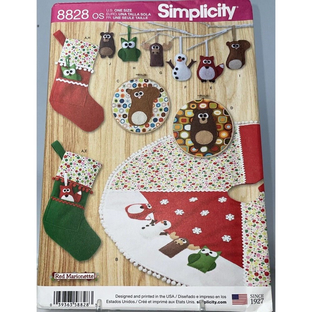 Pattern Holiday Decor Felt Stocking Tree Skirt Simplicity 8828 New/Uncut